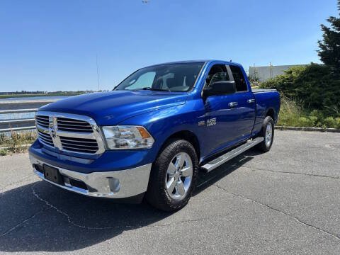 2017 Ram 1500 Big Horn 4WD photo