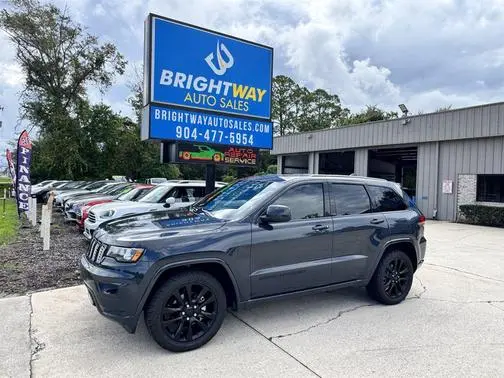 2017 Jeep Grand Cherokee Altitude RWD photo