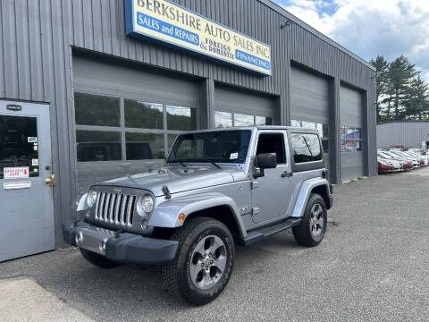 2017 Jeep Wrangler Sahara 4WD photo