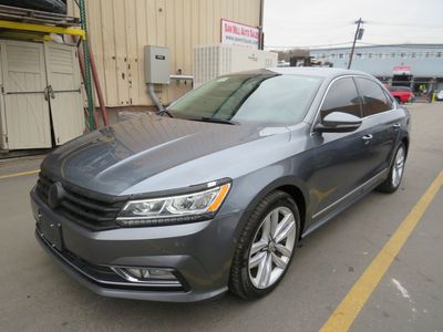 2017 Volkswagen Passat 1.8T SEL Premium FWD photo