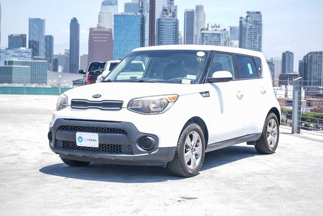 2017 Kia Soul Base FWD photo