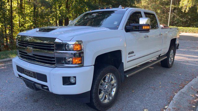 2017 Chevrolet Silverado 2500HD High Country 4WD photo
