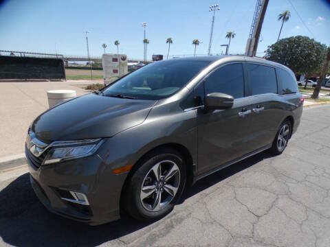 2018 Honda Odyssey Touring FWD photo