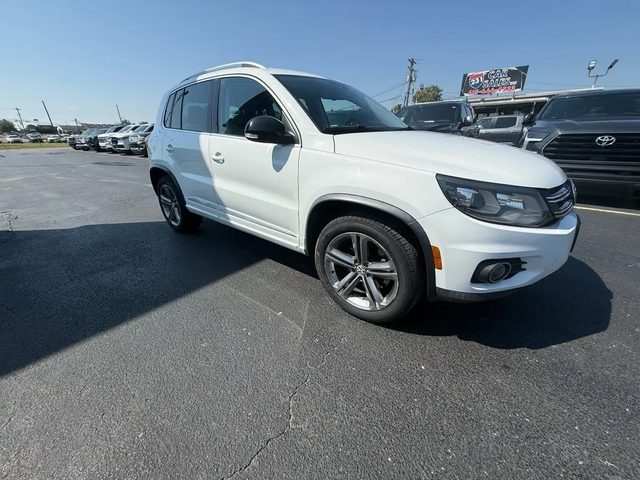 2017 Volkswagen Tiguan Sport FWD photo
