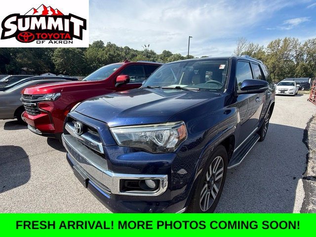 2017 Toyota 4Runner Limited RWD photo