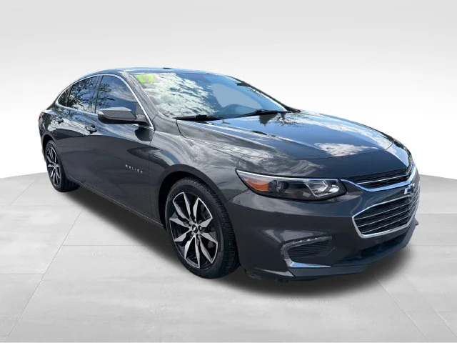 2017 Chevrolet Malibu LT FWD photo