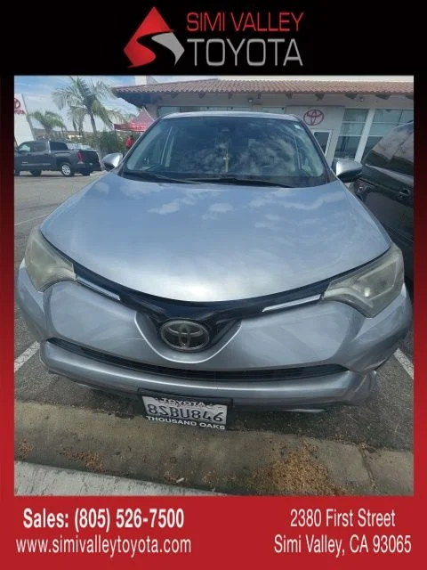 2017 Toyota RAV4 XLE FWD photo