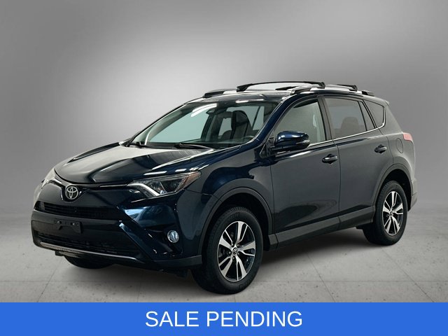 2017 Toyota RAV4 XLE AWD photo