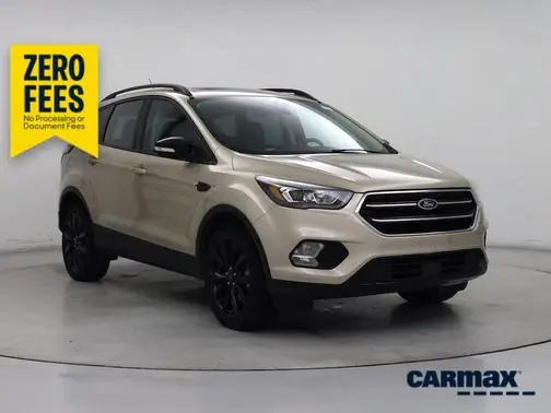 2017 Ford Escape Titanium 4WD photo