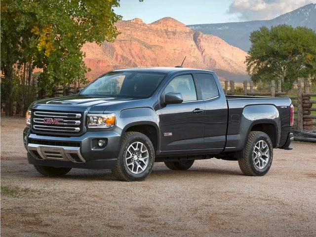 2017 GMC Canyon 4WD SLT 4WD photo