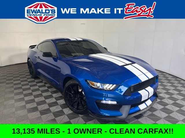 2017 Ford Mustang Shelby GT350 RWD photo