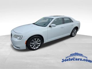 2017 Chrysler 300 Limited AWD photo