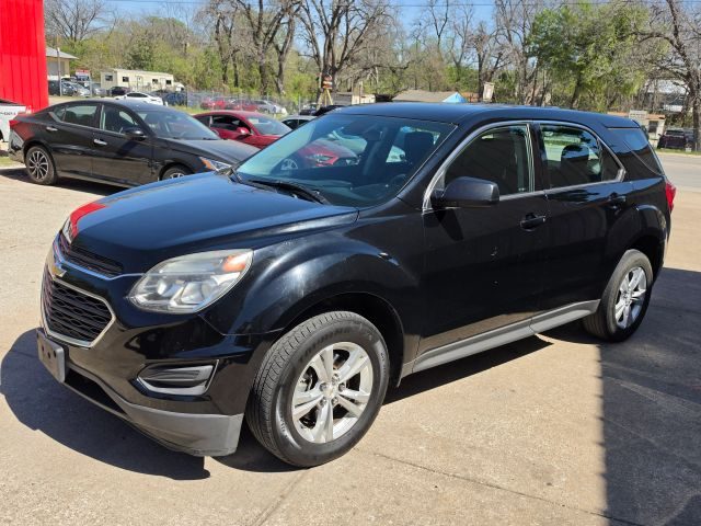 2017 Chevrolet Equinox LS FWD photo