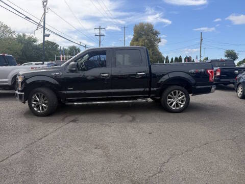 2017 Ford F-150 XLT 4WD photo