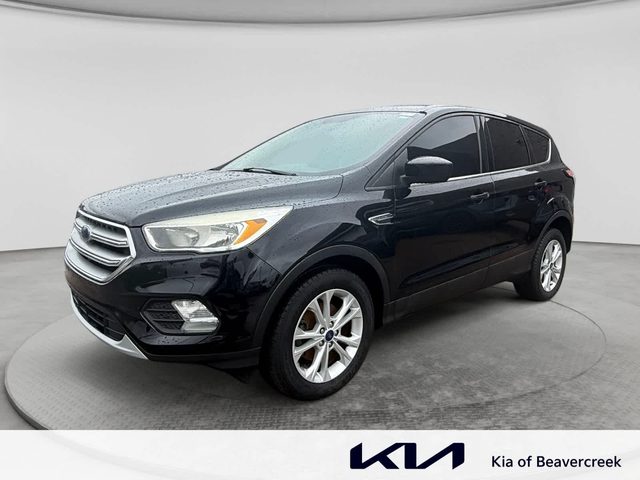 2017 Ford Escape SE FWD photo
