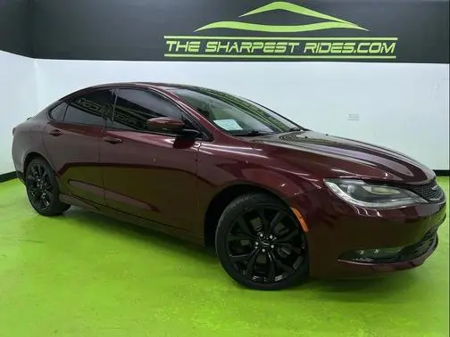2015 Chrysler 200 S AWD photo