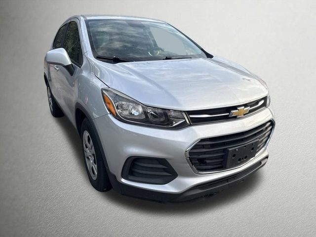 2017 Chevrolet Trax LS FWD photo