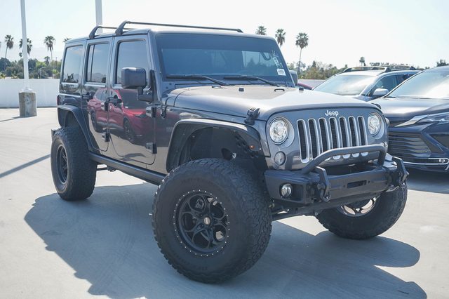2017 Jeep Wrangler Unlimited Sahara 4WD photo