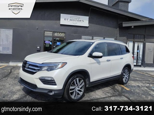 2017 Honda Pilot Touring AWD photo
