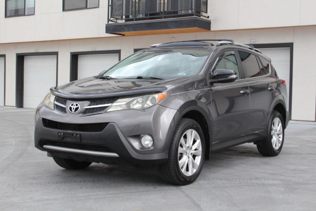 2015 Toyota RAV4 Limited AWD photo