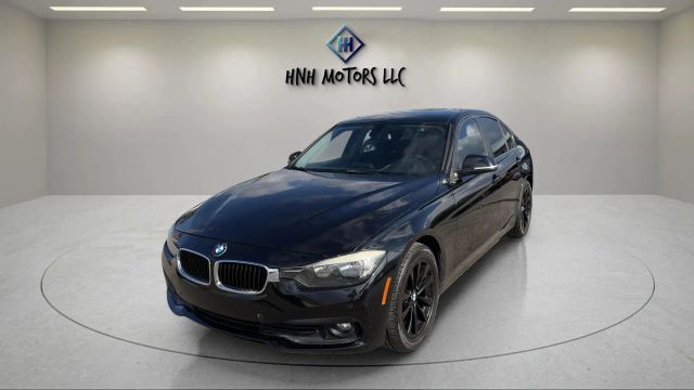 2017 BMW 3 Series 320i RWD photo
