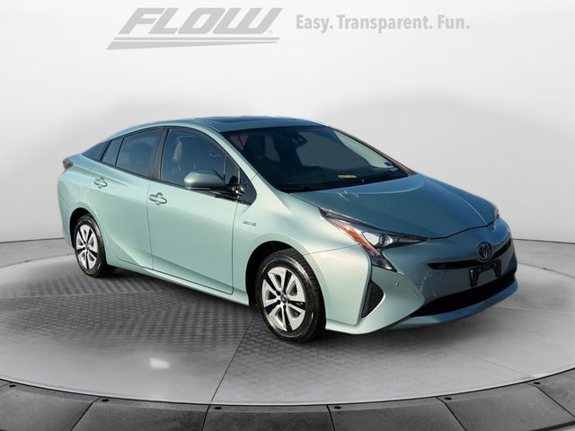 2017 Toyota Prius Four FWD photo