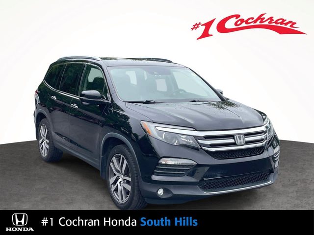 2017 Honda Pilot Touring AWD photo