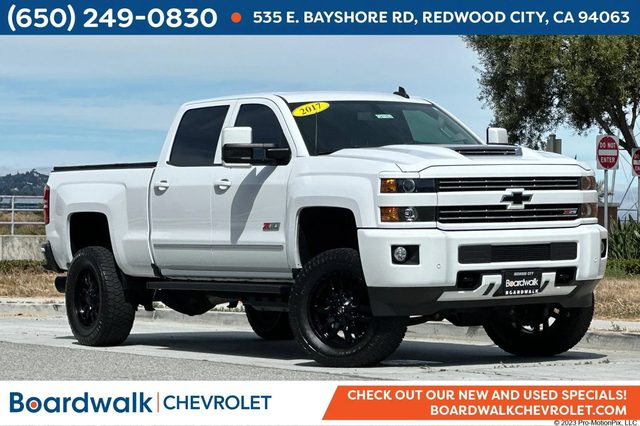 2017 Chevrolet Silverado 2500HD LT 4WD photo