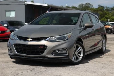2017 Chevrolet Cruze LT FWD photo