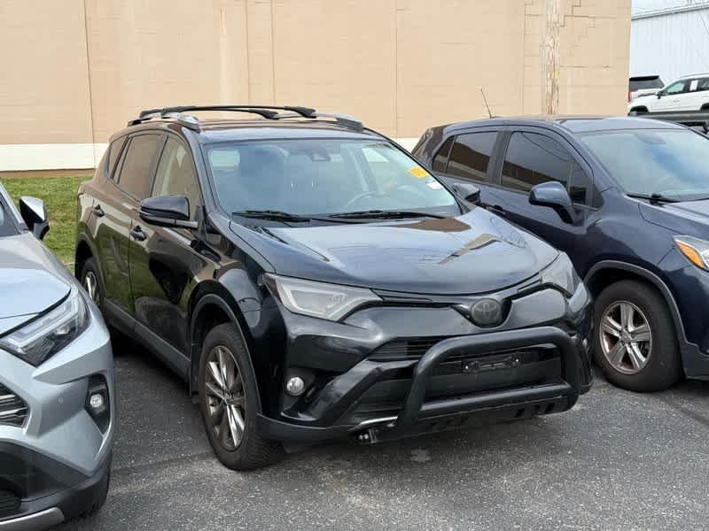 2017 Toyota RAV4 Limited AWD photo