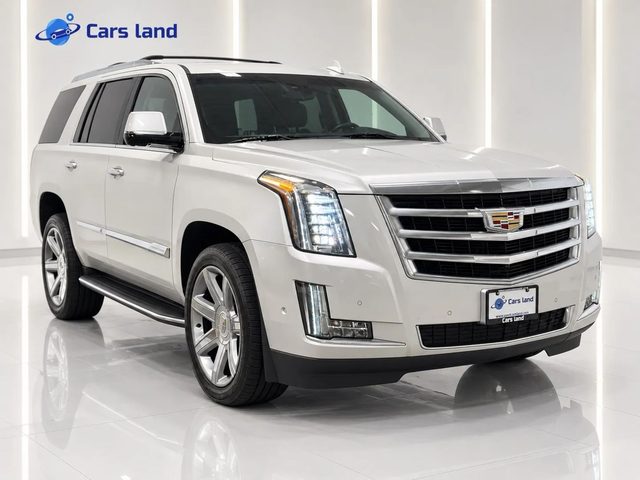 2017 Cadillac Escalade Luxury 4WD photo