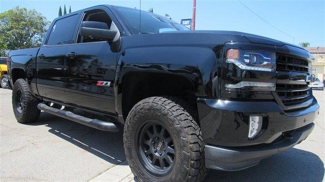 2017 Chevrolet Silverado 1500 LTZ 4WD photo