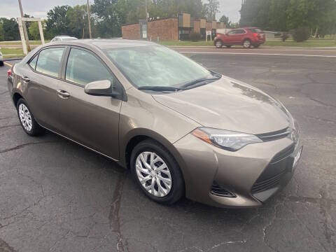 2017 Toyota Corolla LE FWD photo