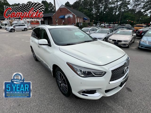 2017 Infiniti QX60  AWD photo
