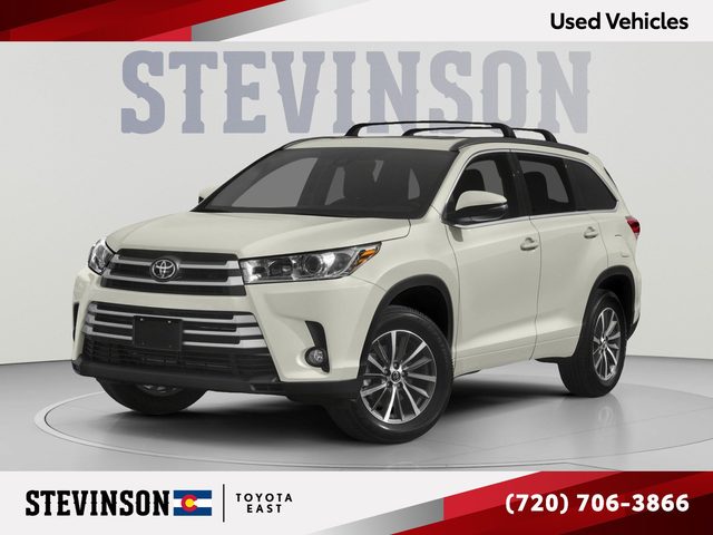 2017 Toyota Highlander XLE AWD photo