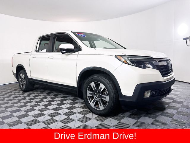 2017 Honda Ridgeline RTL-T FWD photo