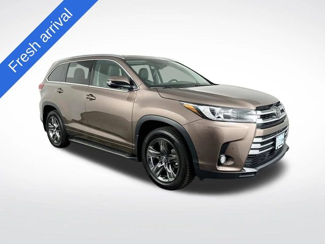 2017 Toyota Highlander Limited Platinum FWD photo
