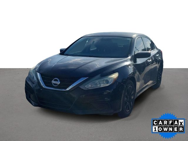 2017 Nissan Altima 2.5 FWD photo