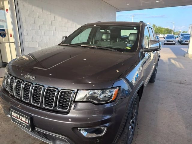 2017 Jeep Grand Cherokee Limited 4WD photo