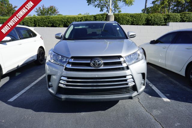 2017 Toyota Highlander Limited FWD photo