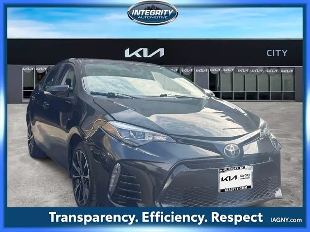 2017 Toyota Corolla XSE FWD photo