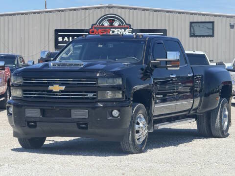 2017 Chevrolet Silverado 3500HD LTZ 4WD photo
