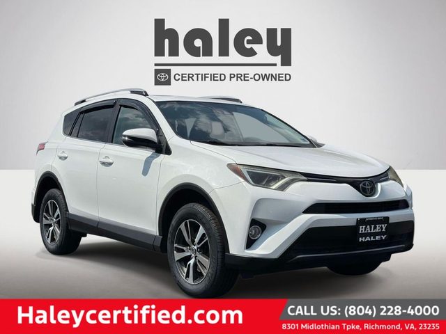 2017 Toyota RAV4 XLE FWD photo