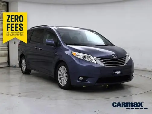 2017 Toyota Sienna XLE AWD photo