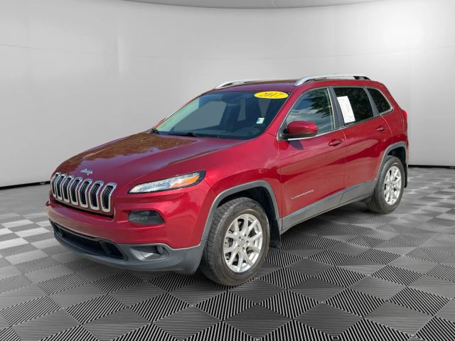2017 Jeep Cherokee Latitude 4WD photo