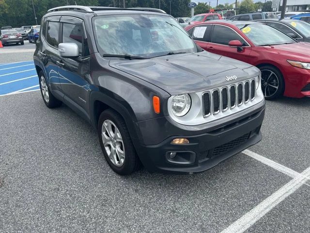 2017 Jeep Renegade Limited FWD photo