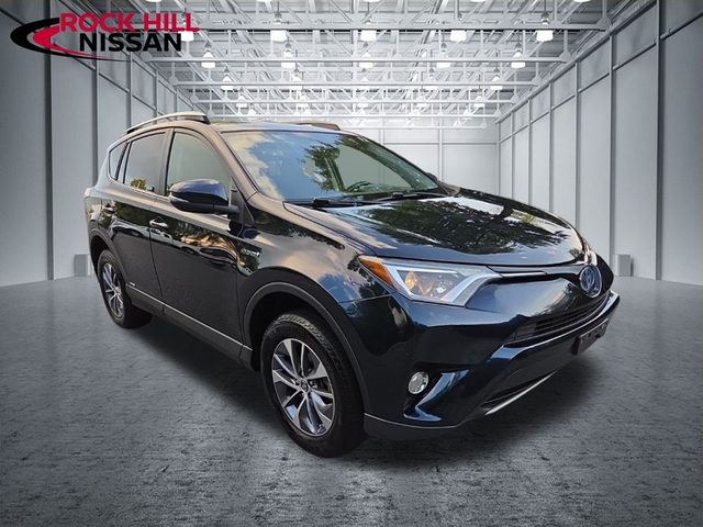 2017 Toyota RAV4 XLE AWD photo