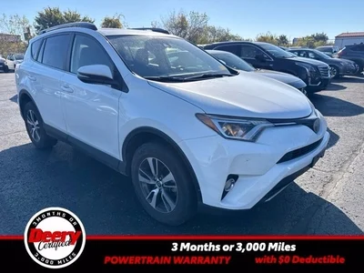 2017 Toyota RAV4 XLE AWD photo