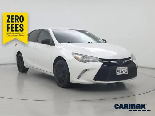 2017 Toyota Camry XSE FWD photo