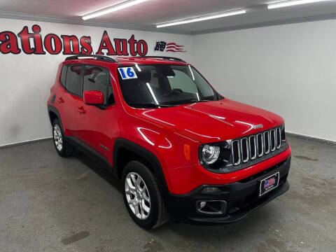 2016 Jeep Renegade Latitude 4WD photo